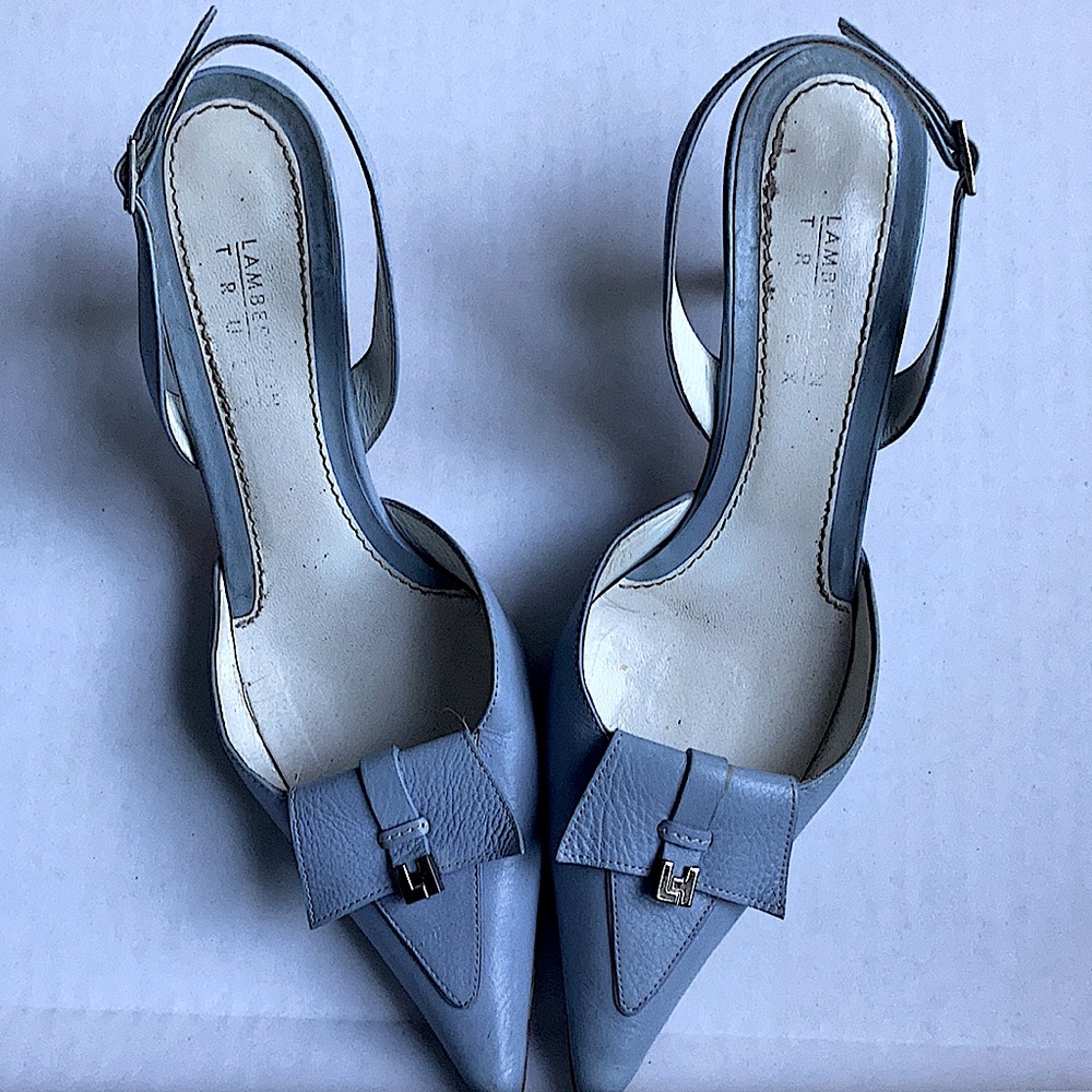 Beautiful sky blue Lambertson Truex kitten heel slingbacks. Good condition.